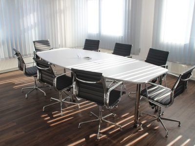 Ofensiva contra empresas zombis: lluvia de multas por no depositar las cuentas